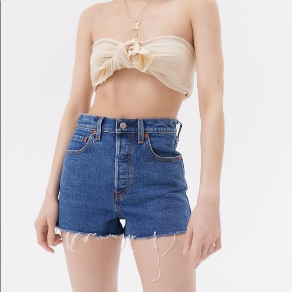 Levi’s Ribcage Denim Short